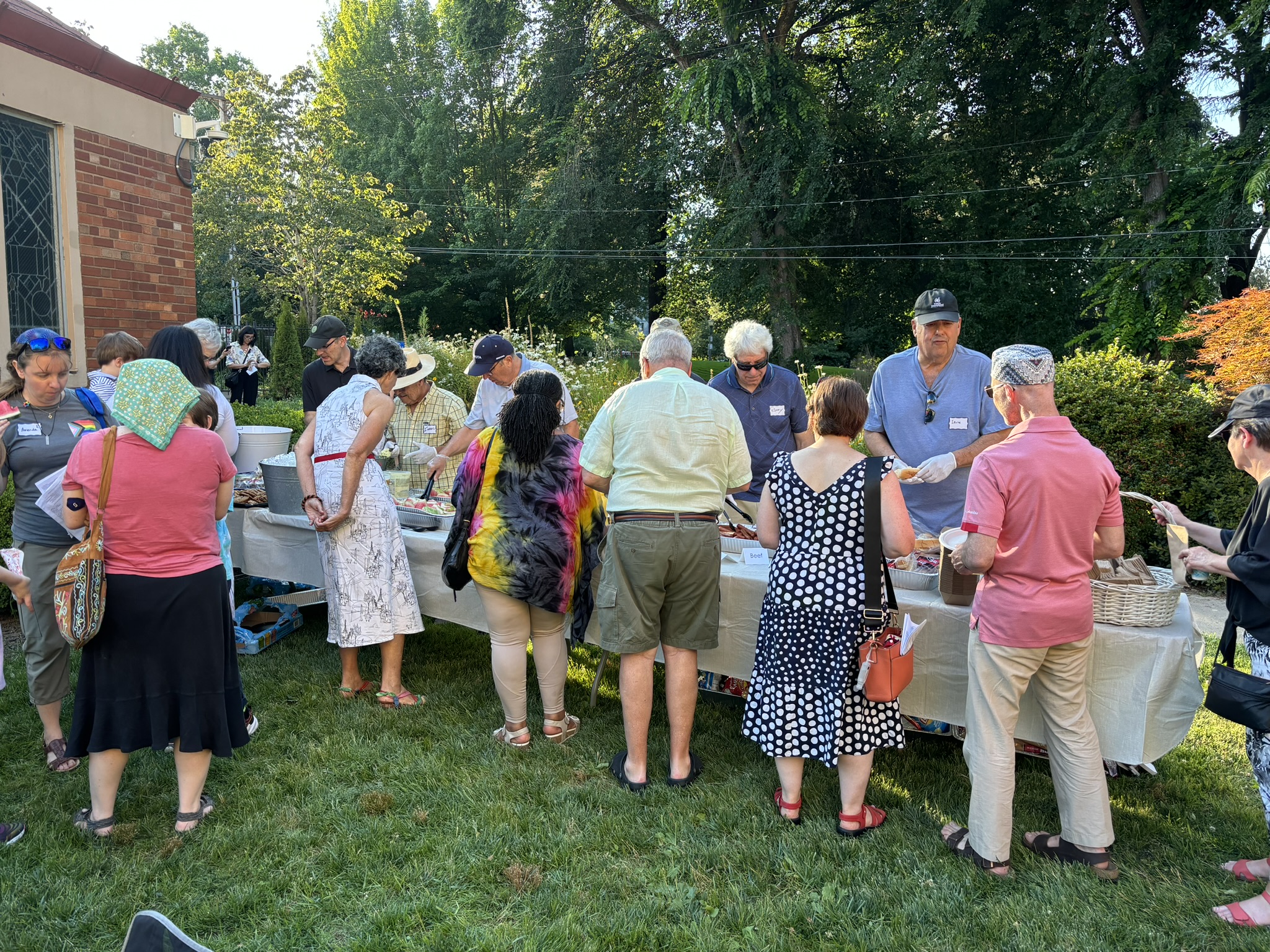 Shabbat on the Plaza (sponsored by Brotherhood)