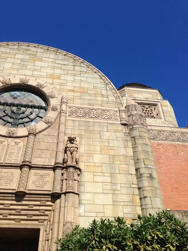 High School Graduation and Shabbat Evening Service 