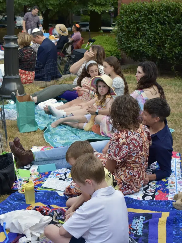 Shabbat on the Plaza