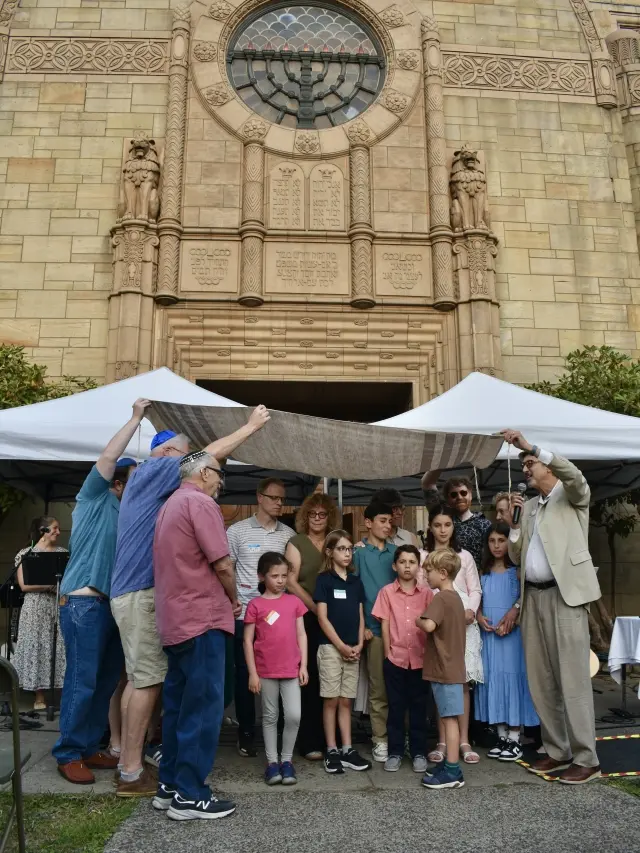 Shabbat on the Plaza (sponsored by WRJ/Beth Israel Sisterhood)